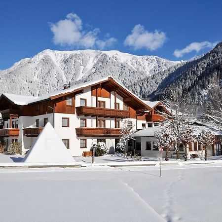 Landhotel Älpili Gaschurn Exterior foto
